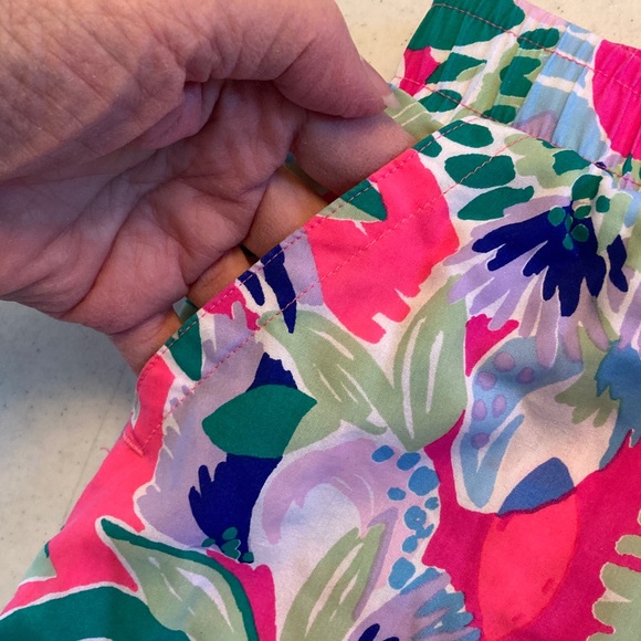 NWOT Lilly Pulitzer Pink and Green Pineapple Print Shorts - Picture 4 of 7